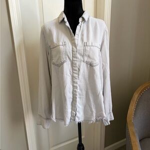 Velvet Heart Light Gray Button Down Shirt